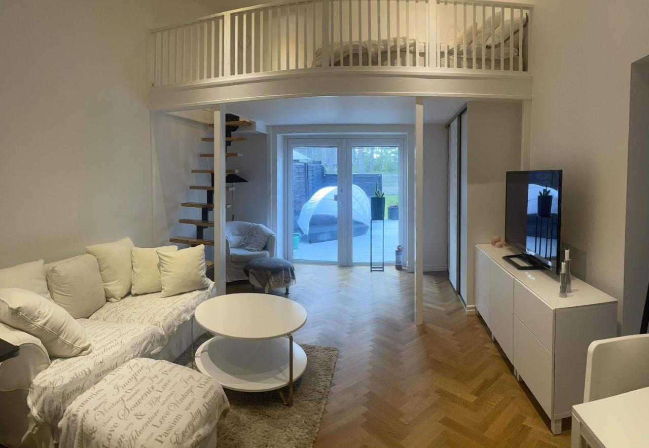 Nyrenoverad Lagenhet Åhus Exterior foto